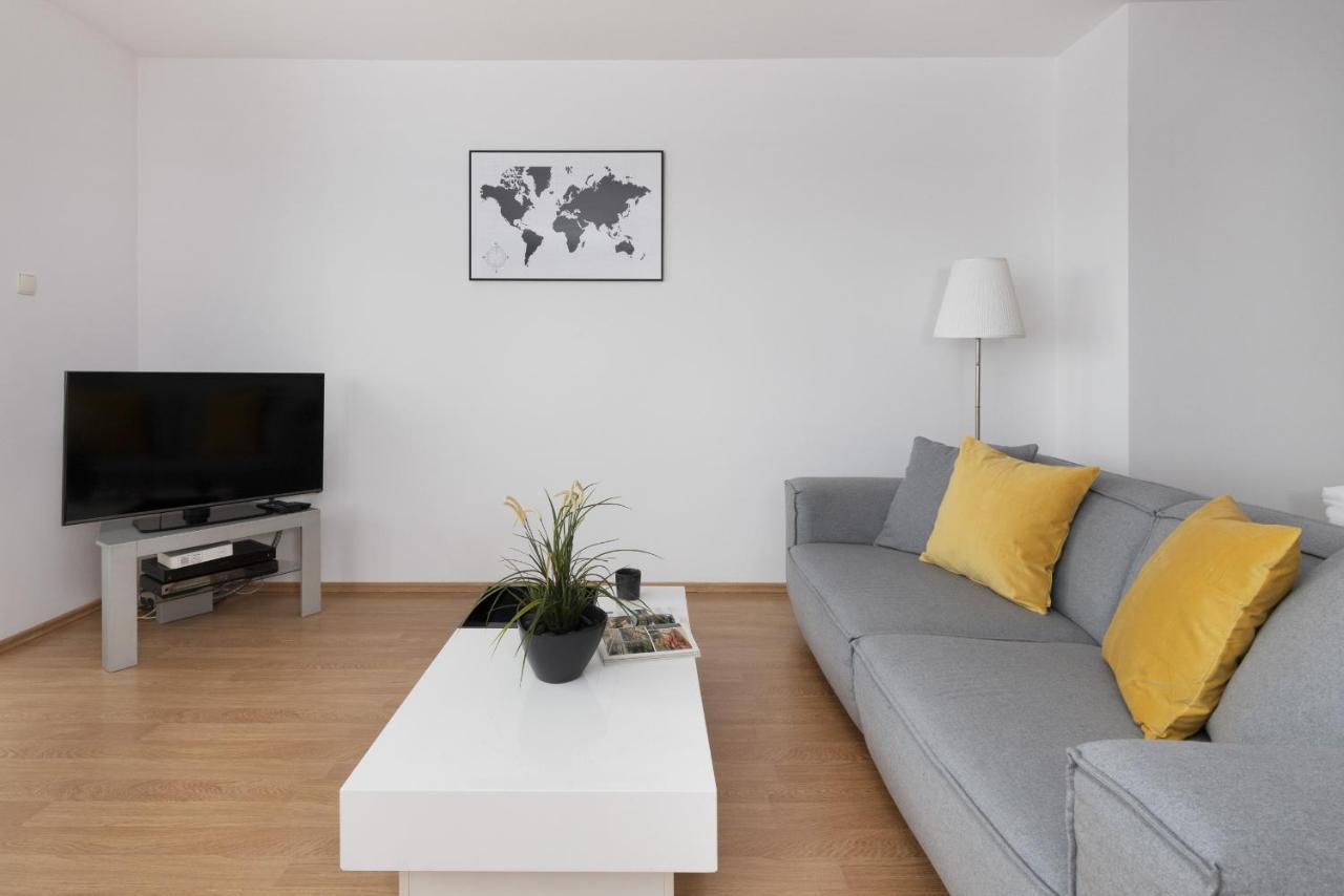 Warsaw Ursynow Modern Apartment By Noclegi Renters Exterior photo